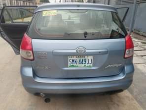 A picture of Toyota matrix 2005 model Partially first body Engine gear and