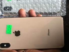 A picture of Iphones