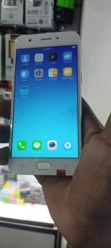 A picture of Oppo A57 200000 64 gb 4 gb ram