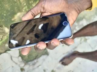 A picture of Iphone 6s gb 32