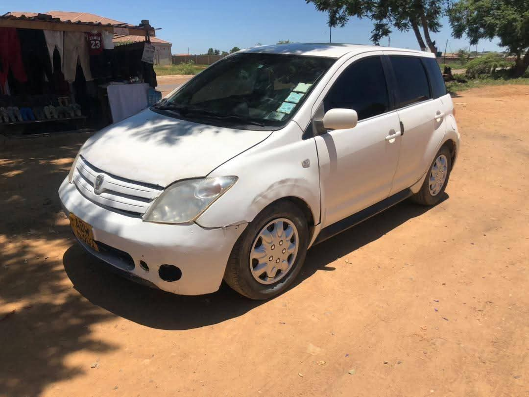 used toyota ist