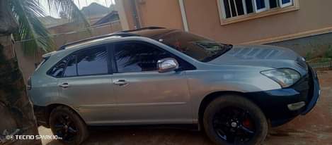 A picture of Rx330 Buy and drive Sound engine and gear Ac is