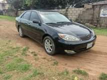 A picture of Toyota Camry 2004