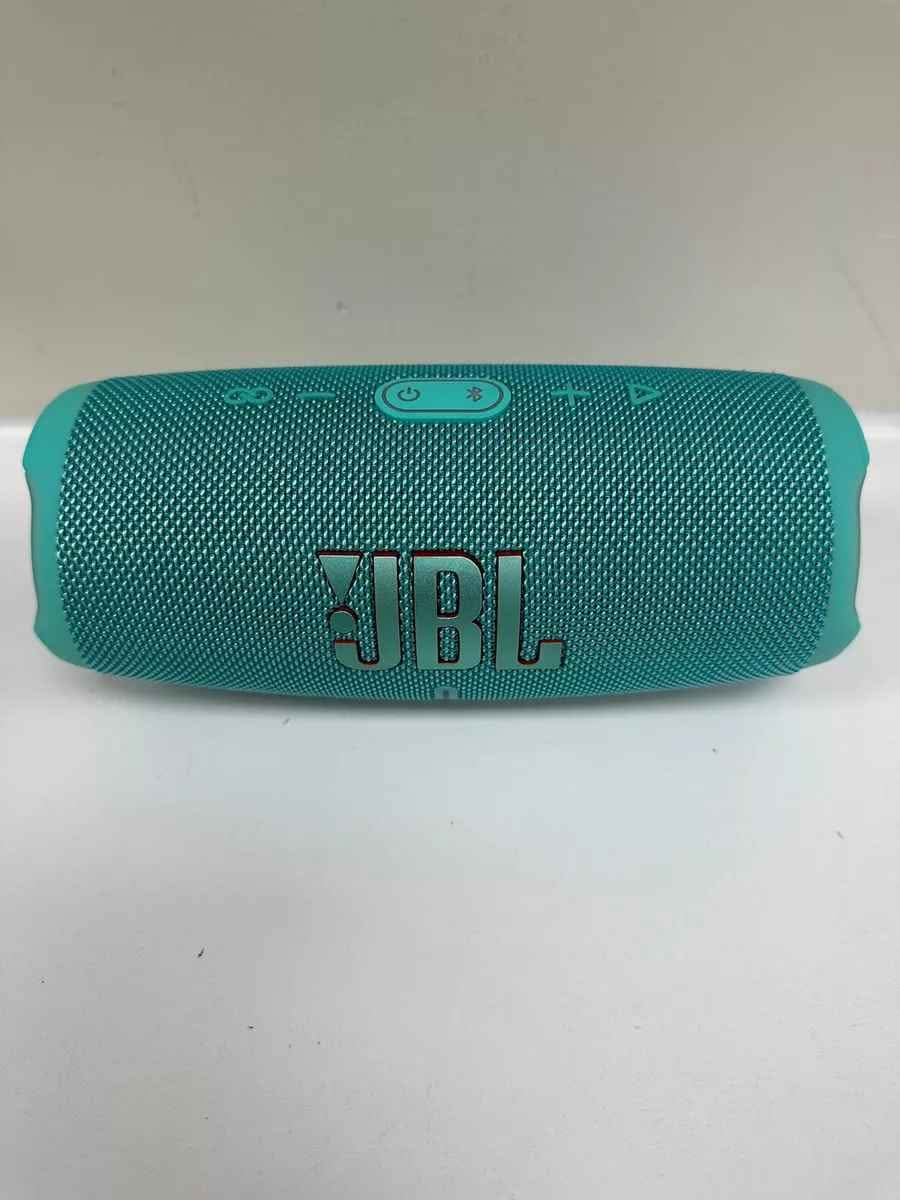 A picture of JBL Used Charge 5 Green Color