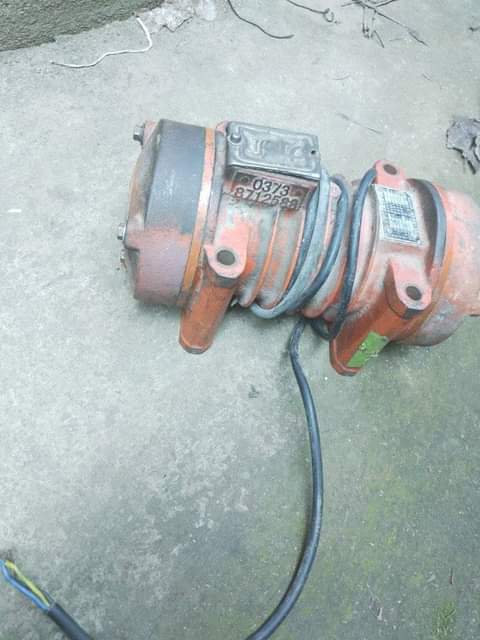 A picture of Induction motor vibrator motor