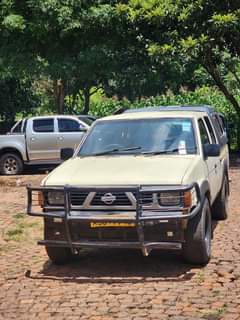 used nissan hardbody