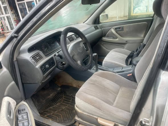 A picture of TOYOTA CAMRY 02 03 FIRST USER EVERYTHING IS WORKING 2