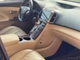A picture of Toyota Venza 2010