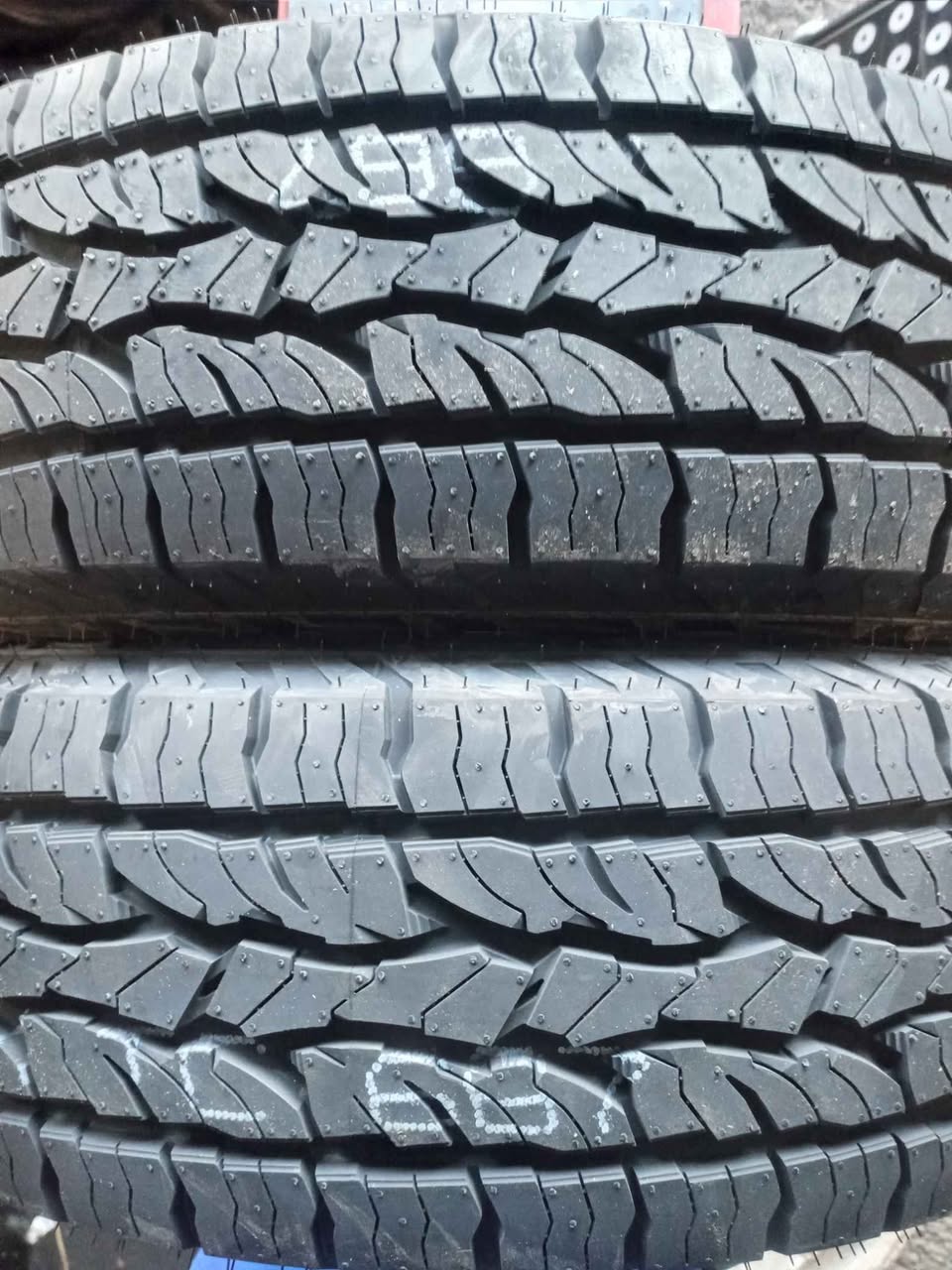 dunlop grandtrek