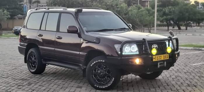 toyota land cruiser