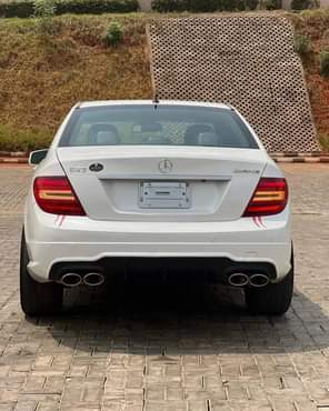 A picture of Wizdow Nation Autos 07040247395 7 500 000 Refer and earn