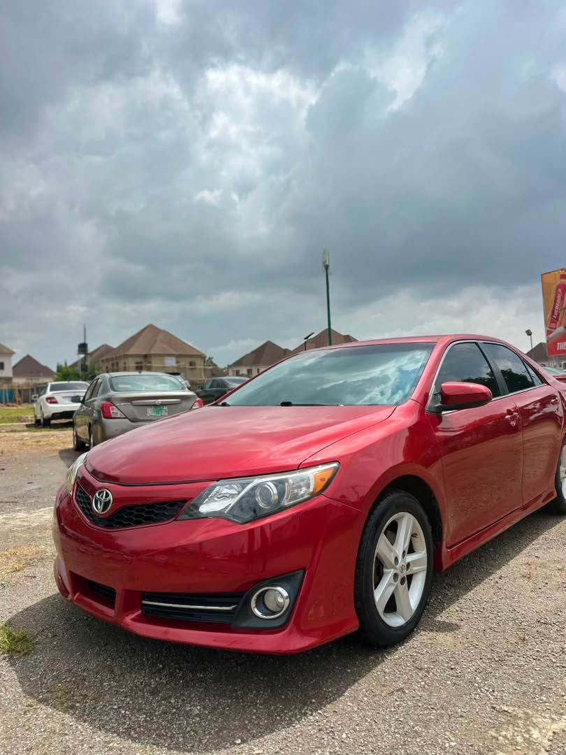 A picture of 2013 DIRECT BELGIUM TOYOTA CAMRY