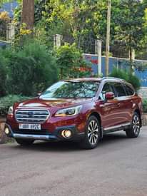 A picture of Subaru Outback 2014