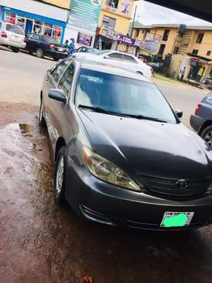 A picture of Toyota Camry 2 4