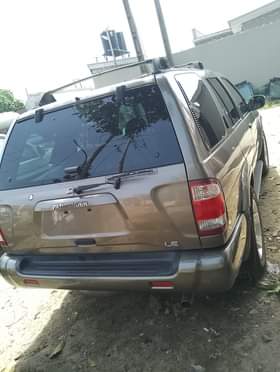 A picture of 2002 Nissan Pathfinder tokumbo Price 6 5m Location Amuwo odofin