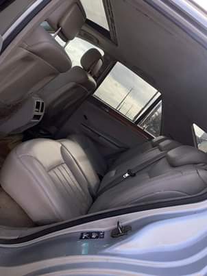A picture of Benz ML350 2006