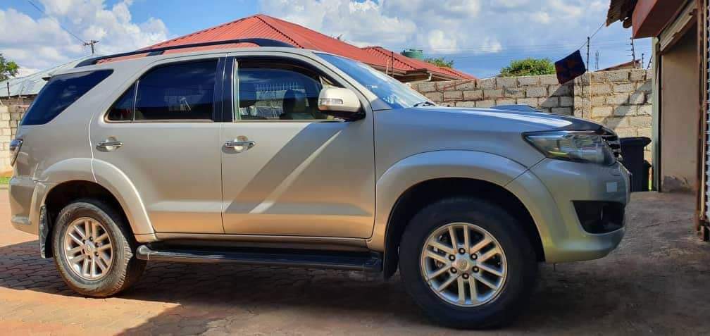 used toyota fortuner