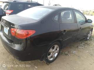 A picture of Hyundai Elantra engine gear AC great but only need paint