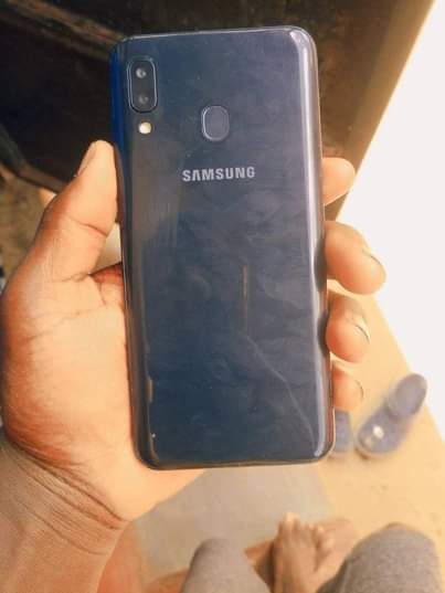 A picture of Samsung A30