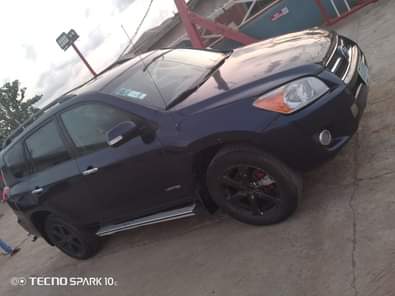 A picture of SUPER CLEAN 2008 TOYOTA RAV 4 UNTOUCHED ENGINE GEAR AND