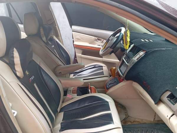 A picture of RX350 2008 Sound Engine Smooth Automatic Transmission AC Isn t