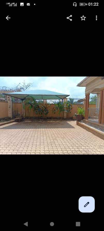 A picture of  Hot deal home up 4 SALE Location Mukono kigobya