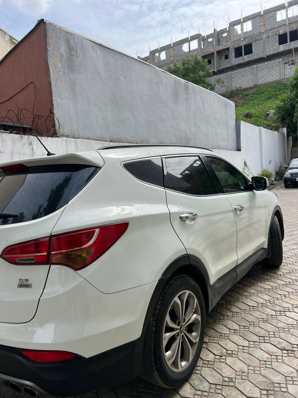 A picture of Extremely clean used 2014 Hyundai Santa Fe 3 row seats