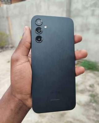 A picture of Samsung A14 gb 64