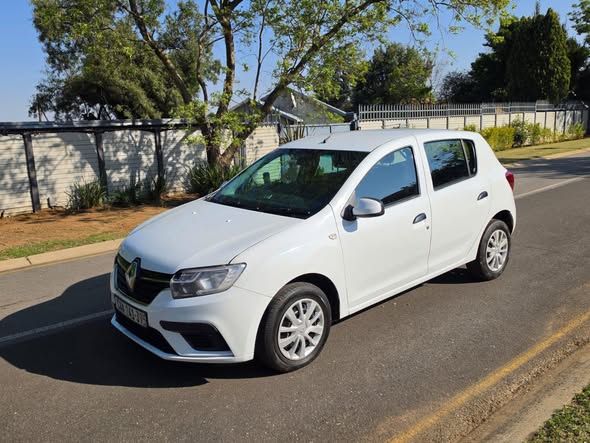 renault sandero