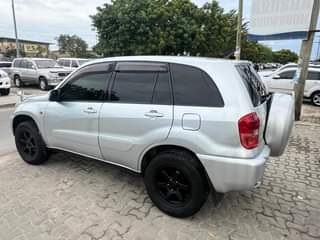 A picture of TOYOTA RAV4