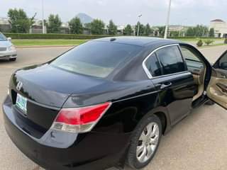 A picture of 2008 sharp Honda accord for sale