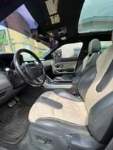 A picture of RangRover Evogue 2013