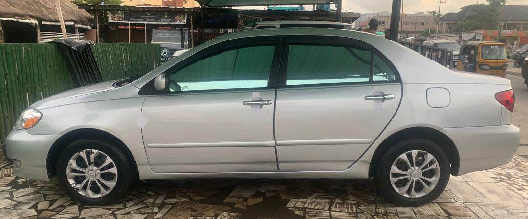 A picture of Toyota corolla 2008 model