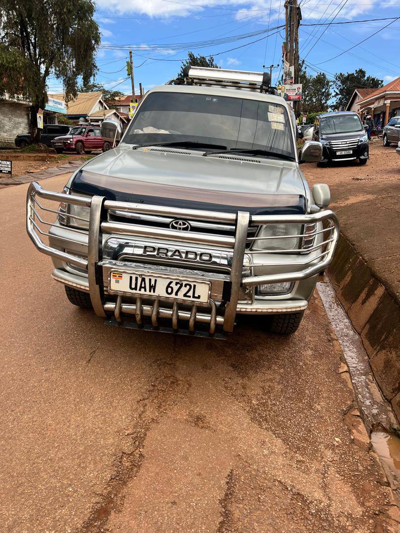 A picture of LAND CRUISER TX