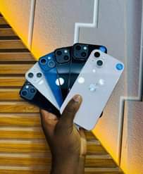 A picture of UK USED SAMSUNG IPHONES AVAILABLE AT DISCOUNTED PRICES Call WhatsApp
