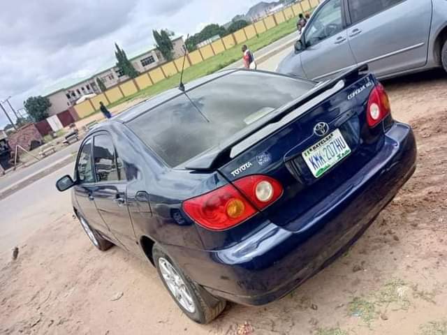 A picture of Super Clean and Sharp first body 2004 Toyota Corolla Available