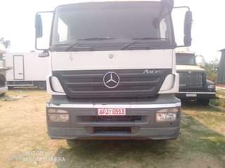 classifieds/cars mercedes