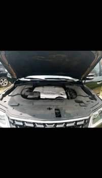 A picture of Car
