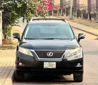 A picture of LEXUS RX 350 Keyless Fullest Option Model 2012 Price 16