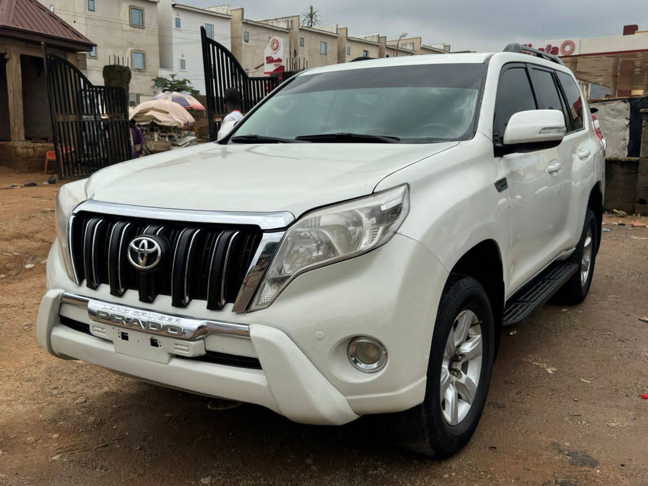 A picture of  2016 Toyota Prado Direct Belgium Super Clean V4 Engine