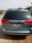 A picture of Urgent sale sound Toyota sienna 2005 model