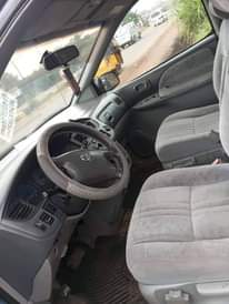 A picture of 2000 Toyota Sienna