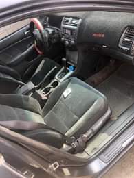 A picture of 2004 Honda Accord Neatly baked Super cool engine Neat interior