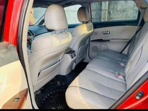 A picture of Venza 2011 engine n ac working perfect gear has issues