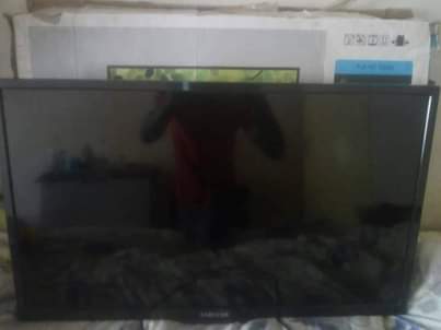 classifieds/tvs