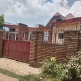 A picture of nyumba inapangishwa sakina inajitegemea