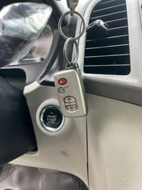 A picture of BELGIUM STANDARD TOYOTA VENZA 2010 MODEL KEYLESS PRICE 14M LOCATION