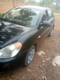 A picture of Hyundai accent 06 black
