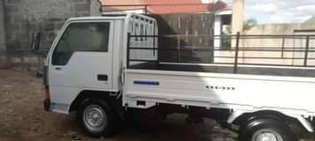 A picture of Canter For Sale Tone 2 5 Engine 4D30 price mil