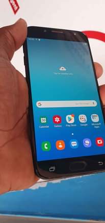 A picture of Samsung galaxy j7pro with 32gb o. Sell 190k in banda